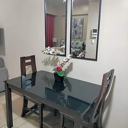 Room Across Naia Terminal 3 And Resort World Manila